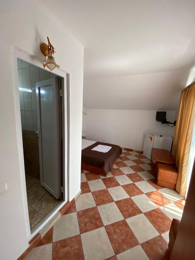 Camere De Inchiriat" Casa Printesa" Costineşti Exterior foto